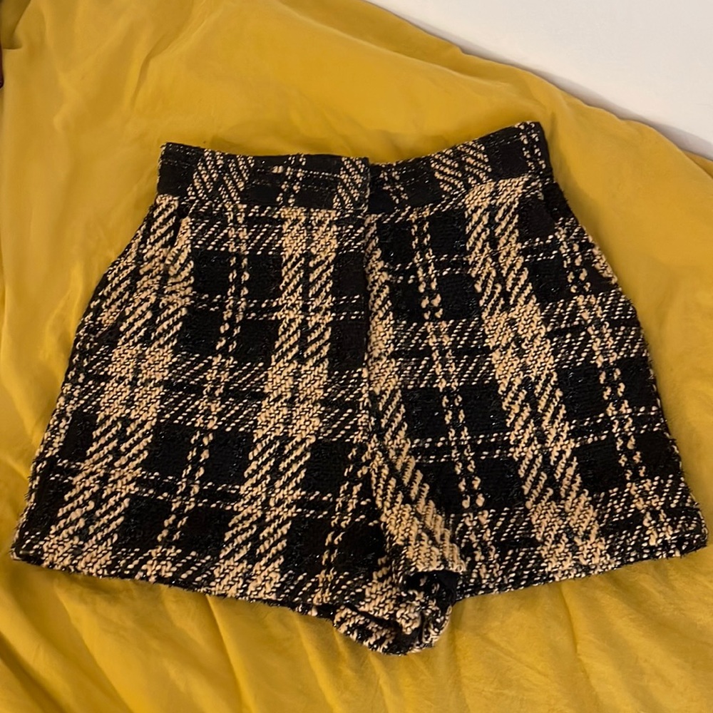 TULAROSA shorts